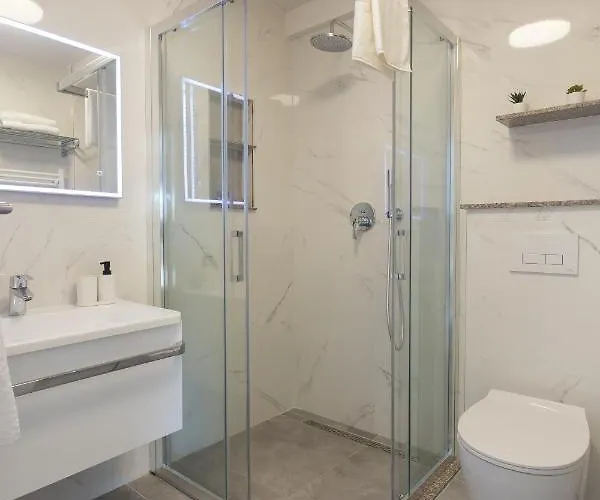 Villa Maestral Vinišće